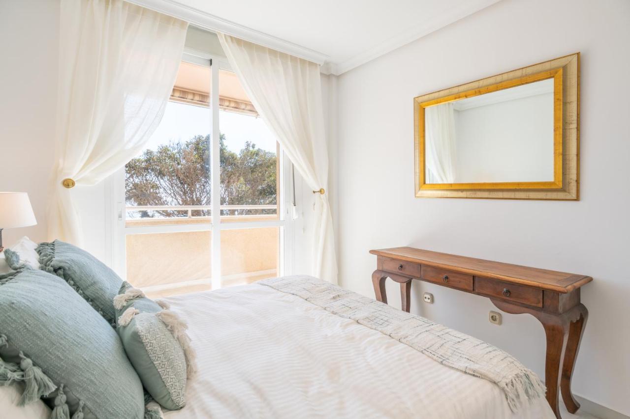 Apartamento Familiar Vistas Al Mar By Rent Me Estepona Exterior foto