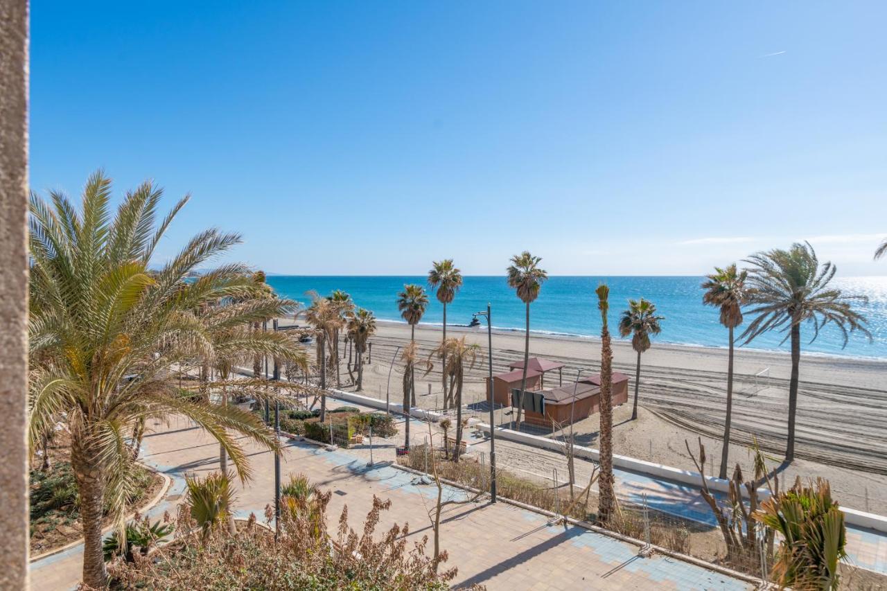Apartamento Familiar Vistas Al Mar By Rent Me Estepona Exterior foto